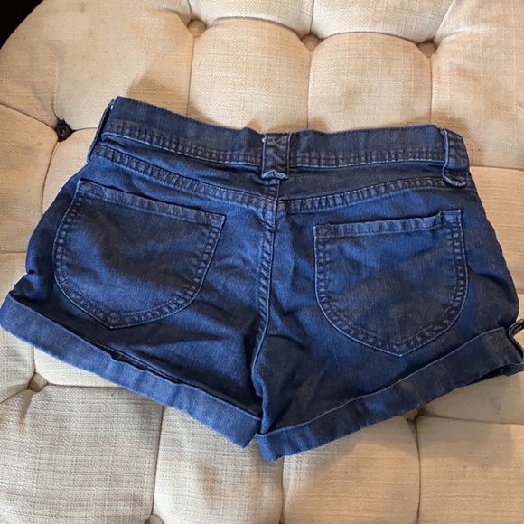 Old navy jean shorts - Picture 2 of 3